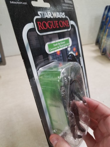 Star Wars Rogue One Death Star Gunner Action Figure Kenner NIB VC147 - Picture 4 of 5