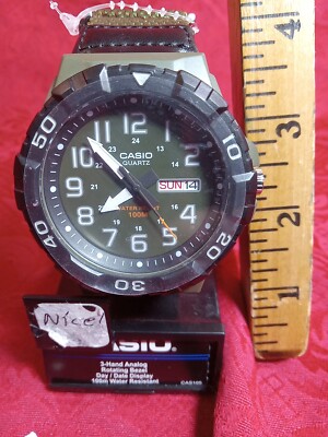 CASIO EASY TO READ WATCH! BIG NUMBERS! CAS105 100m Water Resistant BRAND NEW !!