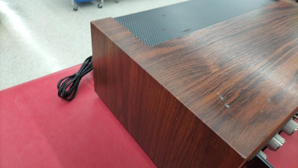 LUXMAN Model L-309 Integrated Amplifier 75W Power cable included