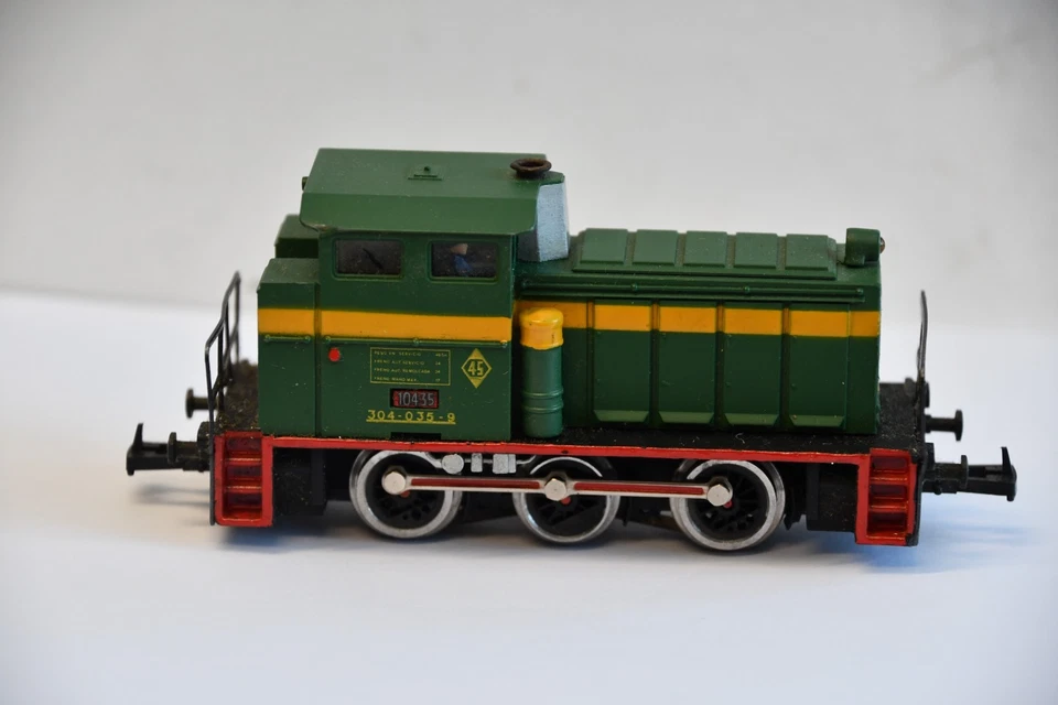 IBERTREN 2101 HO Diesel shunter  304 035-9 RENFE -  - Image 3 of 4