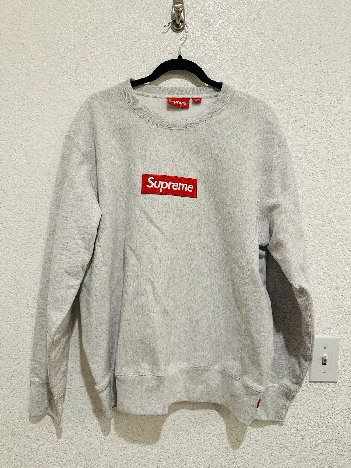 Logo Supreme Ash Grey Box col rond FW18 taille L 100% authentique neuf/étiquette