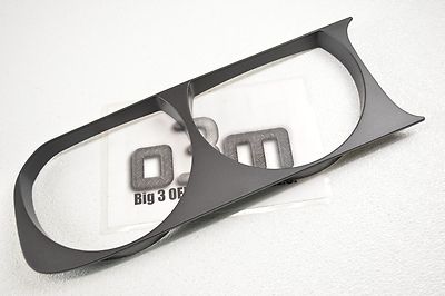 2008-2014 Dodge Challenger Headlamp Light Bezel RH Side Black new OEM 68051526AA
