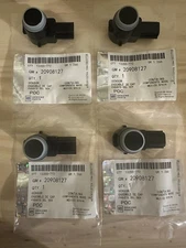 NEW OEM Set 4 Reverse Rear  Park Assist Aid Parking Sensors  GMC Chevy 20908127