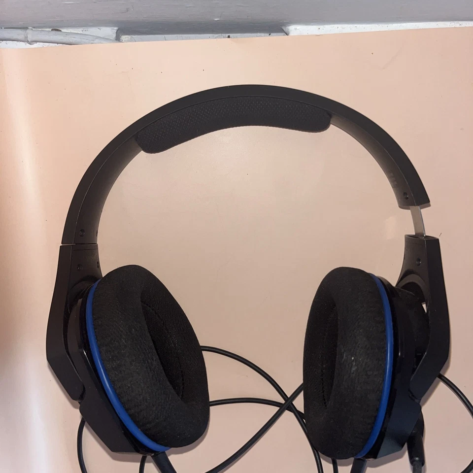 HyperX Cloud Stinger Headset PC Xbox PS4 PS5 Wired Gaming Headphones Black used - Image 2 of 4