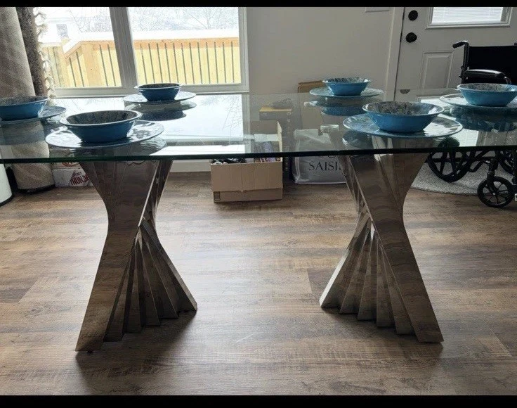 Nuevo juego de mesa de comedor de 8 piezas con 6 sillas Foto 4 de 4