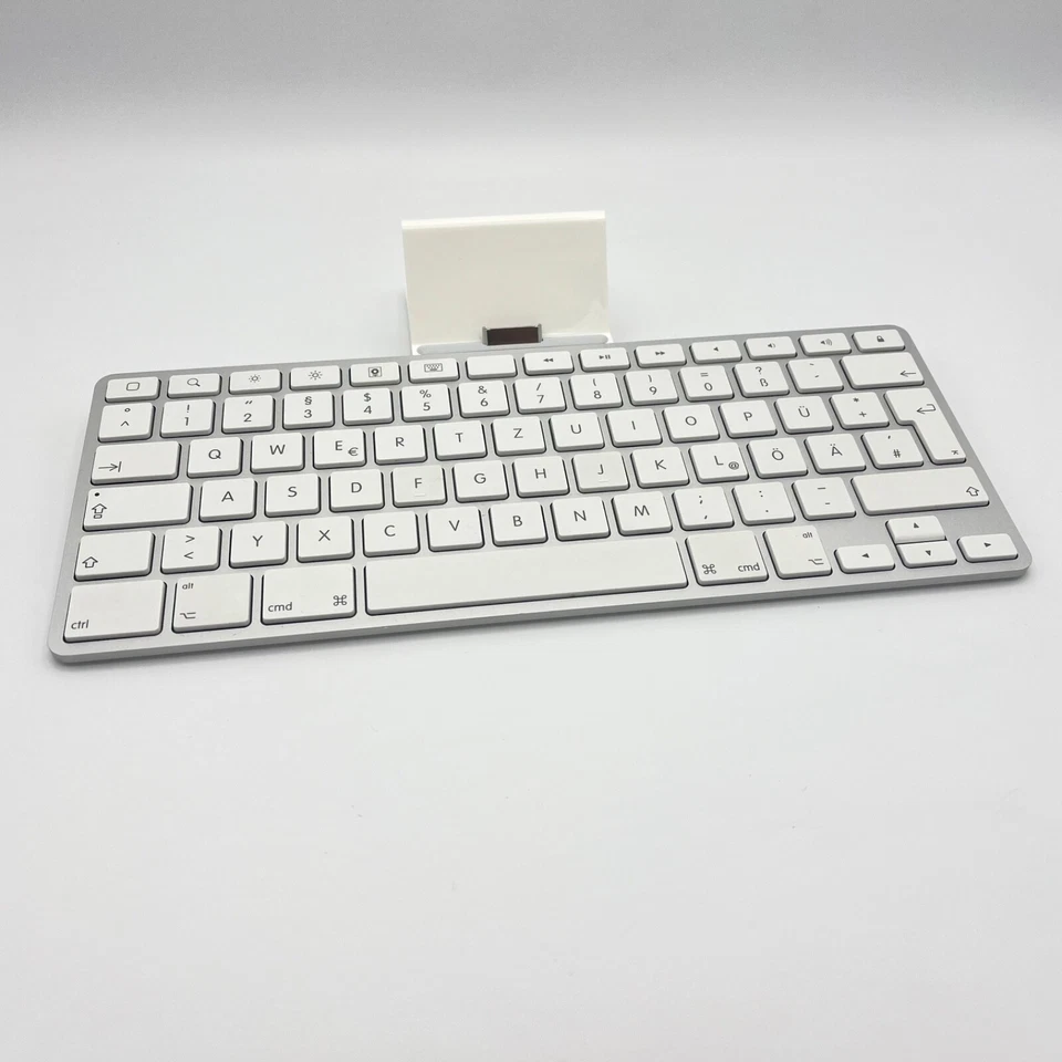 APPLE iPad Keyboard Dock, Model A1359, deutsch für 1 2 3 Generation, 30-Polig.