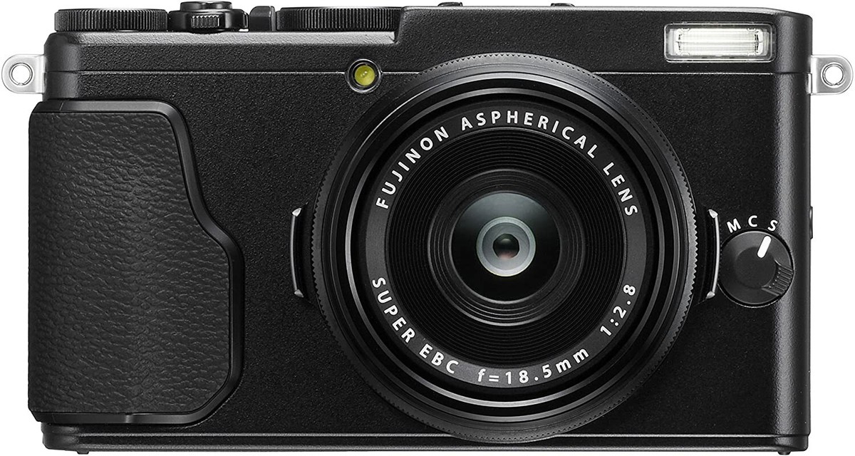 Fujifilm X70 Black 16.3MP Compact Digital Camera - Black for