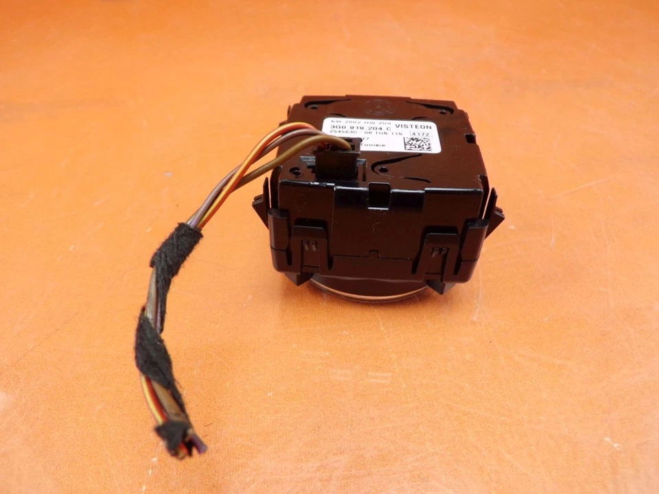 Uhr ANALOG 3G0919204C VW PASSAT VARIANT (3G5, CB5) 2.0 TDI - Bild 4 von 4