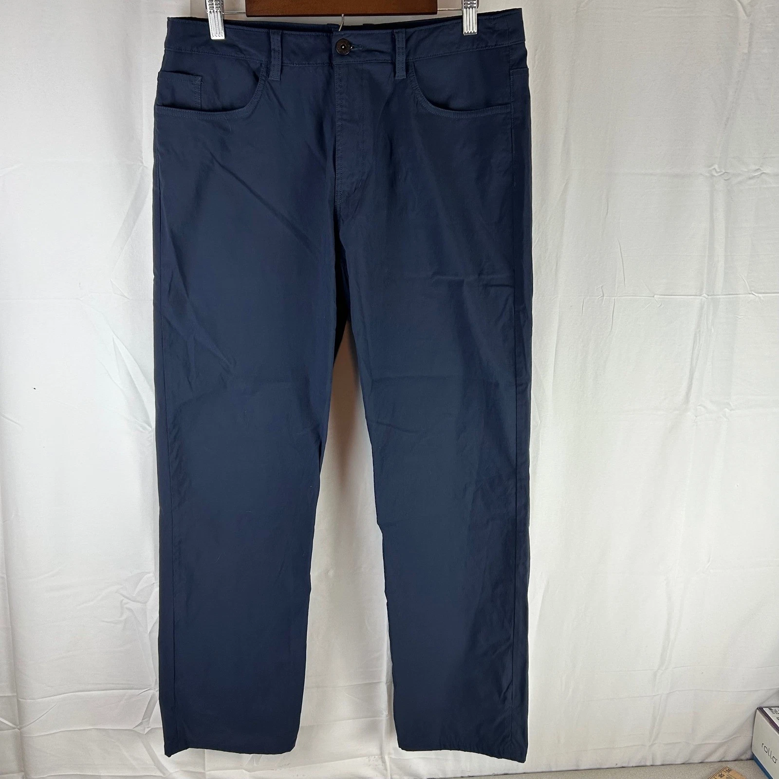 The North Face Mens Regular Fit Pants Size 34x29 Navy Blue Nylon Casual Outdoor
