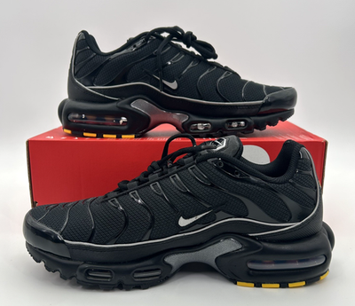 Size 8.5 Mens - Nike Air Max Plus Black Reflective Metallic Silver