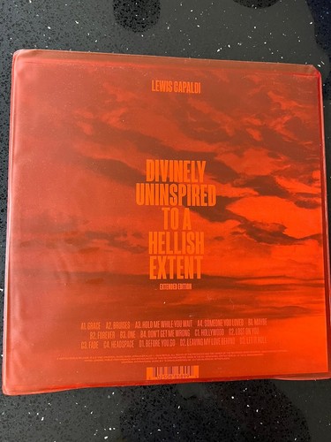 Göttlich uninspiriert in höllischem Ausmaß Lewis Capaldi (LTD EDT RSD durchsichtiges Vinyl) - Bild 3 von 3