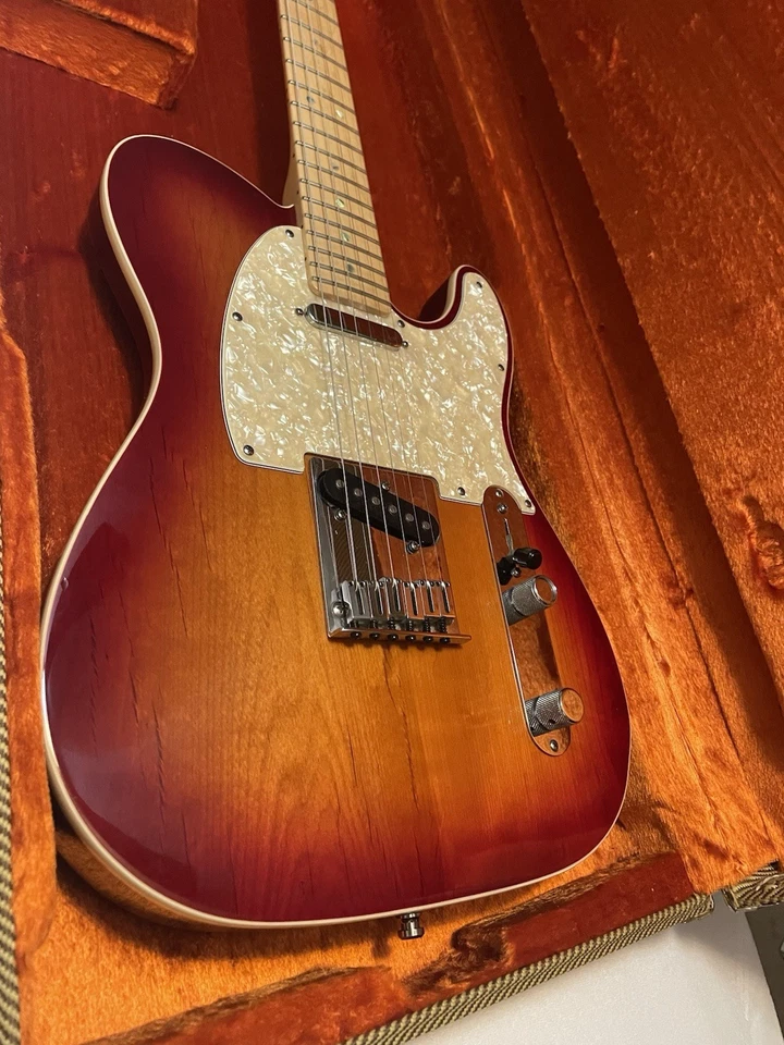 Fender American Deluxe Telecaster Electric Guitar Sunburst with Case - Image 2 of 4