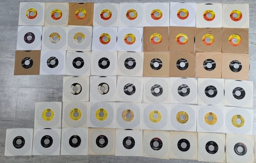 BEATLES 45 rpm LOT of 51 Records Capitol VEEJAY VJ SWAN TOLLIE Apple ATCO