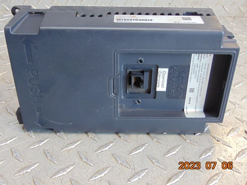 EATON HMX34AG4D821-N VARIABLE FREQUENCY DRIVE 2HP 480V