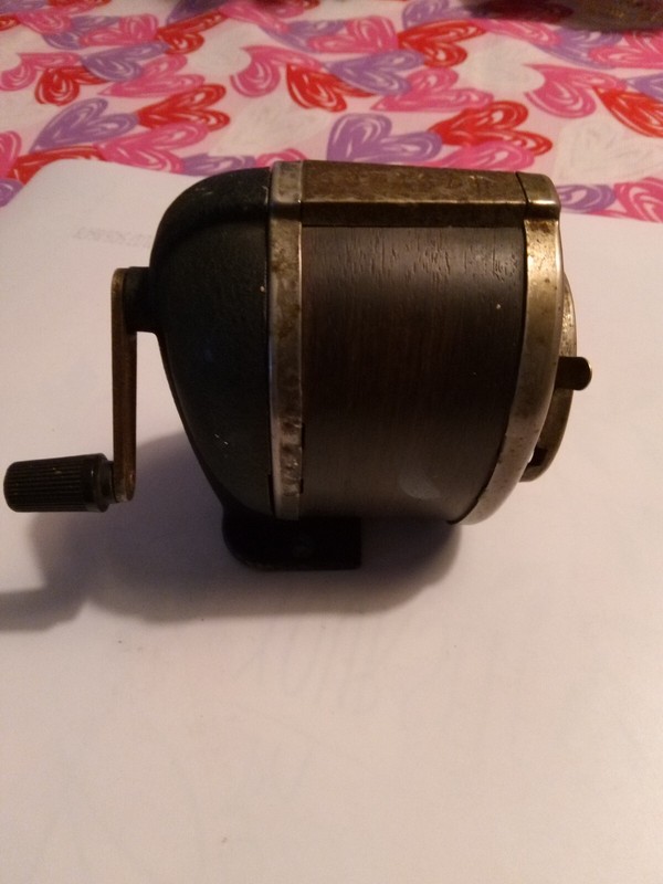 Boston table top vintage pencil sharpner