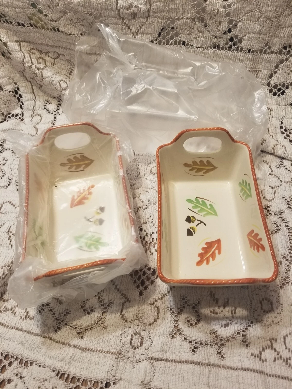 2 Temptations by Tara Harvest Loaf Pans. 19 Oz. Fall Harvest. Leaves & Acorns.