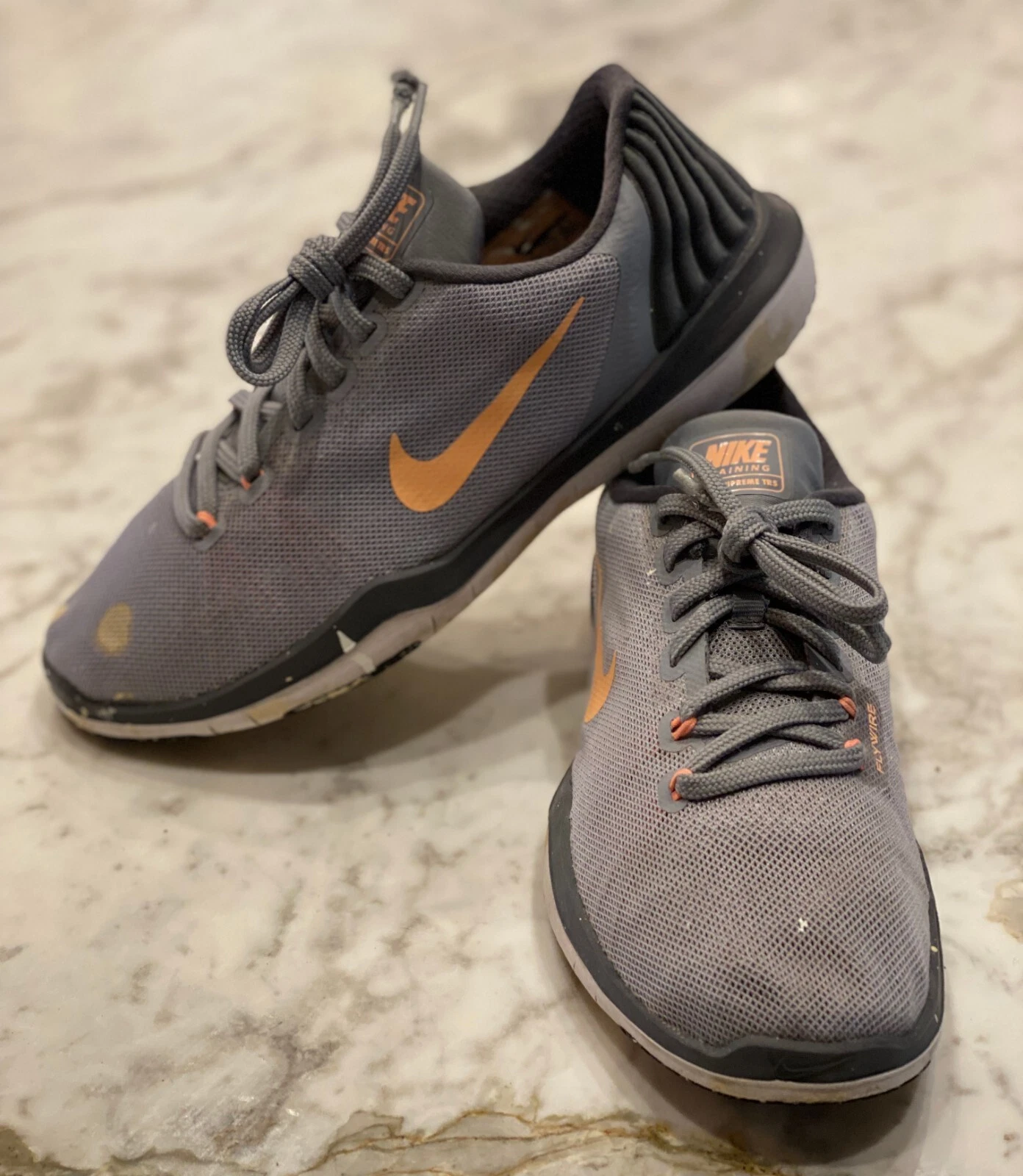 Chaussures femme Nike Training Flex Supreme TR5 6,5 gris rose Flywire 852467 003