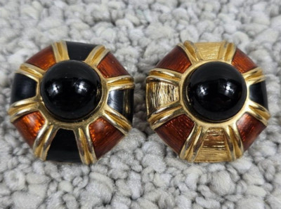 Vintage Ciner Multicolor Enamel Black Onyx Cabochon Clip On Earrings 1.25''