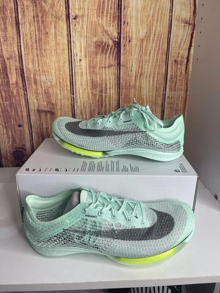 Green nike shop track spikes