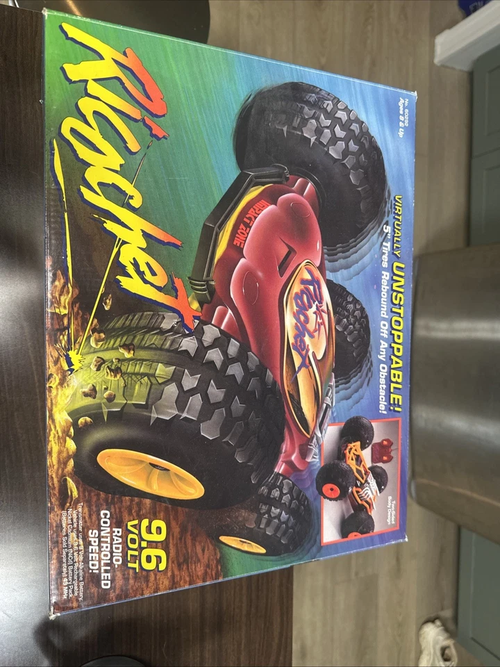 9.6v Kenner Ricochet Rc Car With Box *read* No Remote Untested - Image 2 of 4