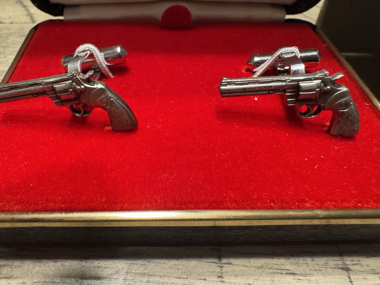 Vintage Colt 357 Python Vintage Silver Plated Cuf… - image 2