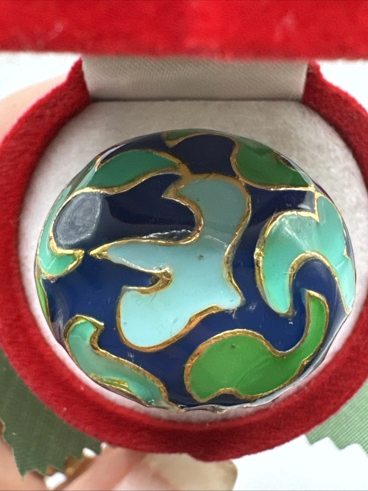 Bague vintage fantaisie. Taille réglable du 45 au 56.