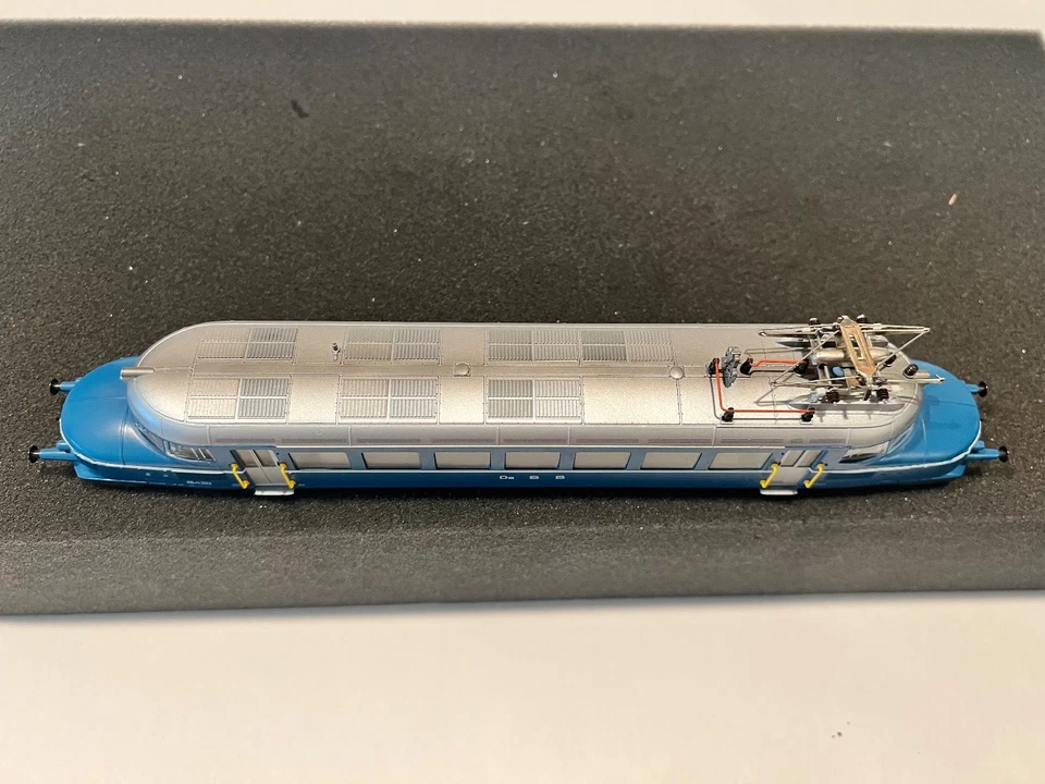 Marklin 3127 OeBB RBe 2/4 "Blauer Pfeil" / "Blue Arrow" Electric Railcar - HO - Image 3 of 4