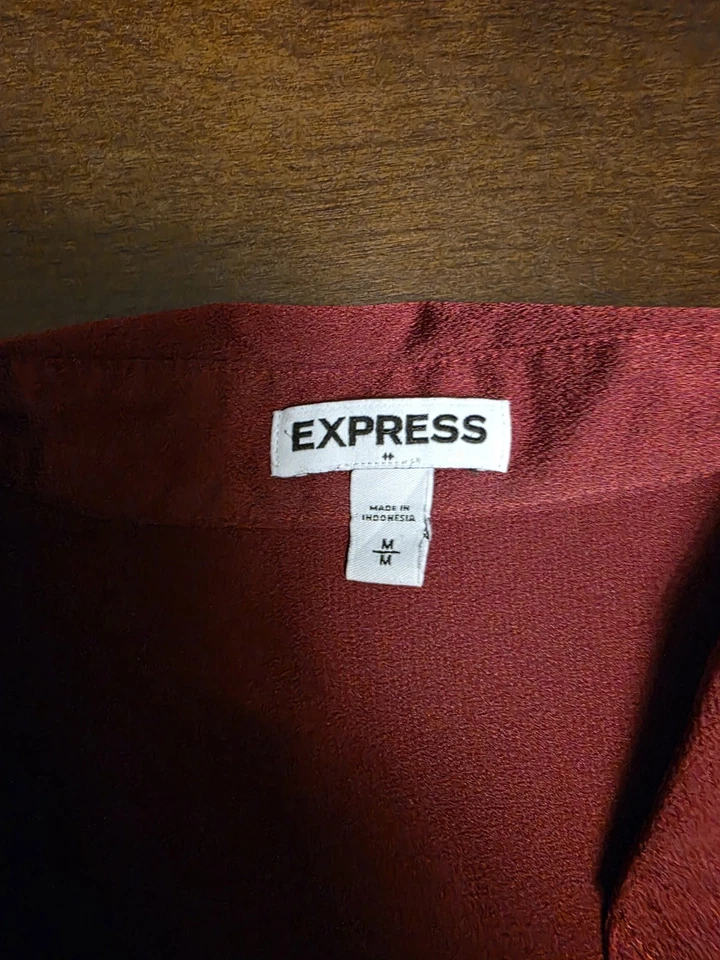 Blusa Express Portofino Camisa Manga Larga con Botones Pestaña Enrollable M Carrera Roja Foto 2 de 4