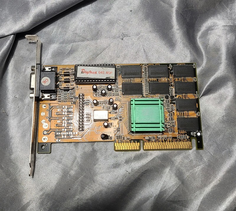 VINTAGE SIS DAYTONA 64S VGA AGP AGP6326 GRAPHICS VIDEO CARD
