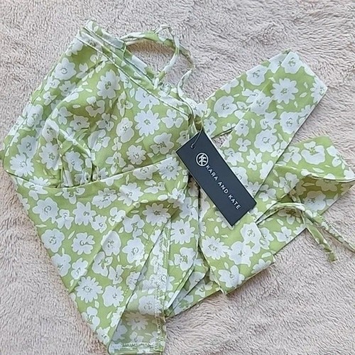 Y2K Green White Floral Halter Tie Bandana V Neck Tank Top Size Medium - Picture 7 of 7