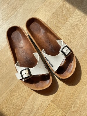 clarks sandals for womens on clearance