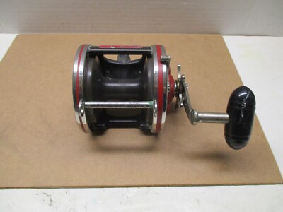 Vintage PENN Senator #114-HL 6/0 Big Game Boat Reel Red *********