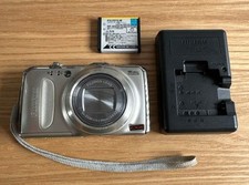 FUJIFILM FinePix F550EXR Digital Camera Tested Compact Model Excellent Condition