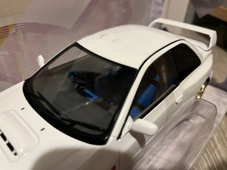 Miniature Solido Subaru Impreza 1/18 - Photo 4/4