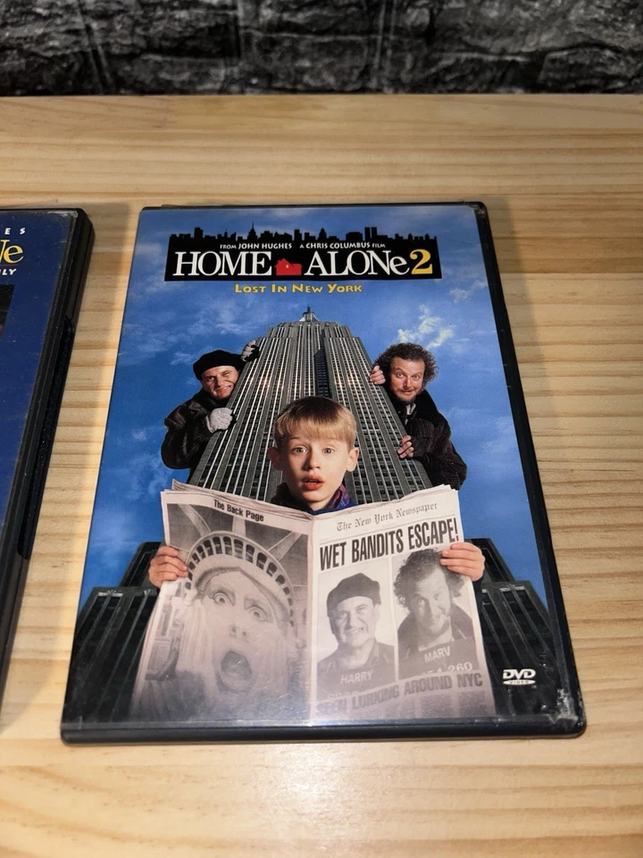Home Alone 1 & 2 DVD Lot - Family Comedy Holiday Classics - Image 4 of 4