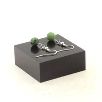 Steine Und Mineralien. Ohrringe Mit 1 Perle Epidot Aus Australien 8 Mm In Stahl