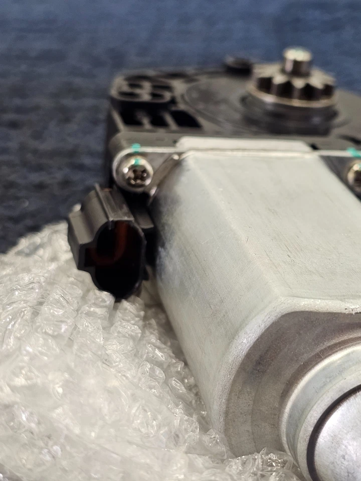 Dorman 742-268: motor de ventana eléctrica para Ford Mustang 1996-2004 Foto 4 de 4