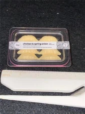 Zuru 5 Surprise Foodie Mini Brands #023 Itsu Chicken & Spring Onions Dumplings