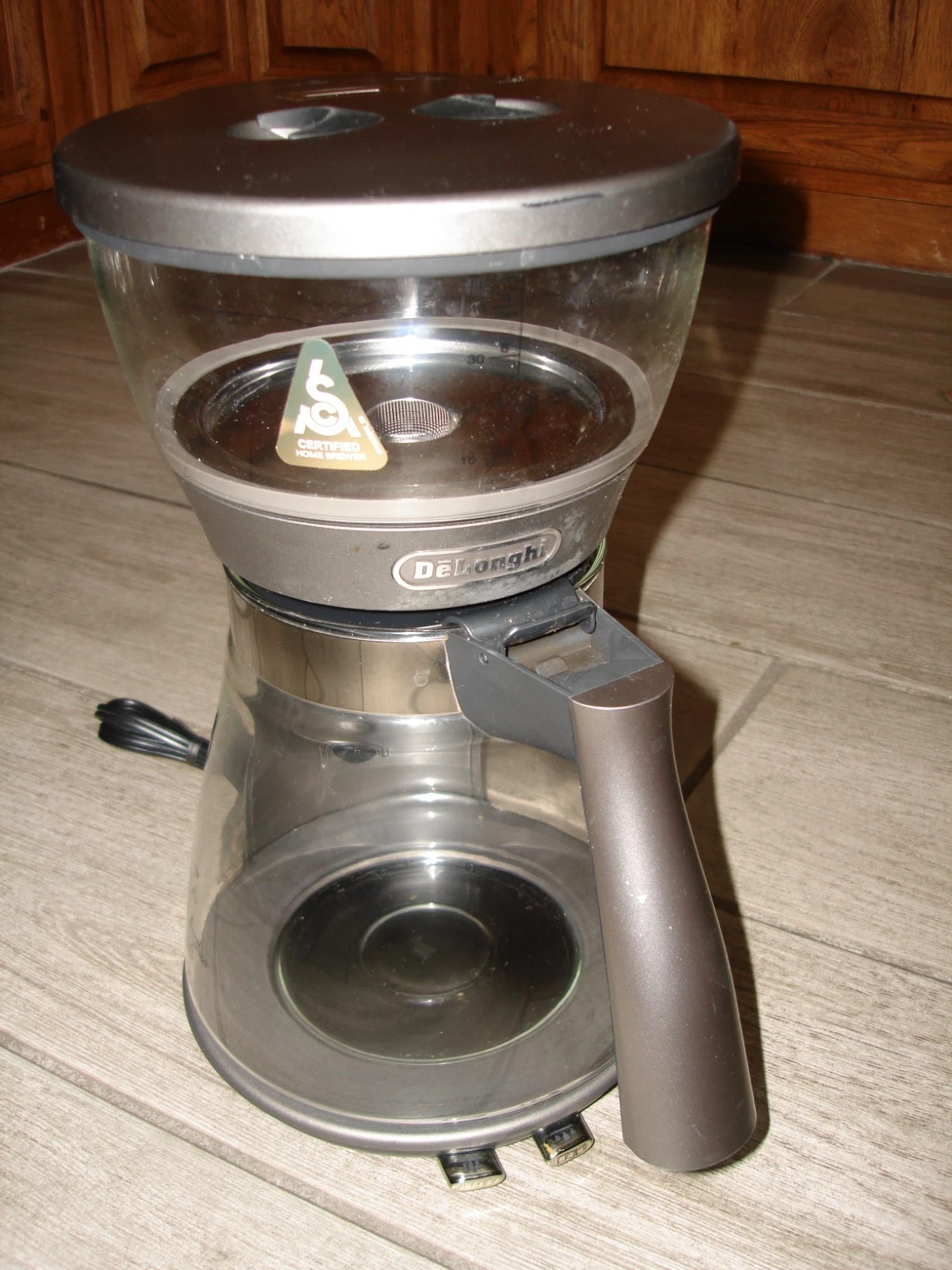 DeLonghi 3-in-1 Specialty Coffee Brewer - Iced Coffee Maker ICM17270 Spotless!