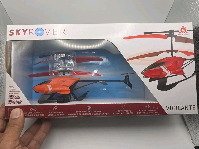 New Skyrover Vigilante Helicopter Indoor/Outdoor 2.4GHz Remote Control