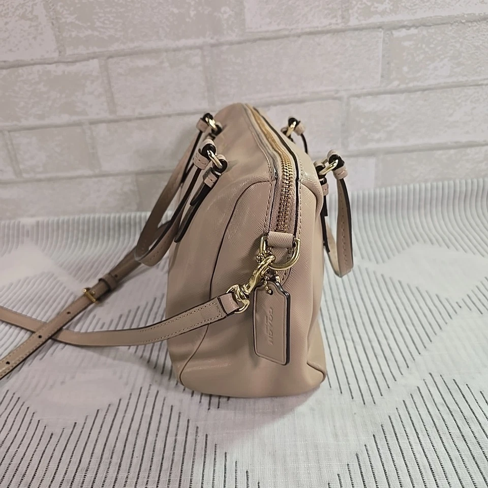 Coach Women's Handbag Saffiano Leather Beige Satchel Crossbody Gold Hardware - Изображение 4 из 4