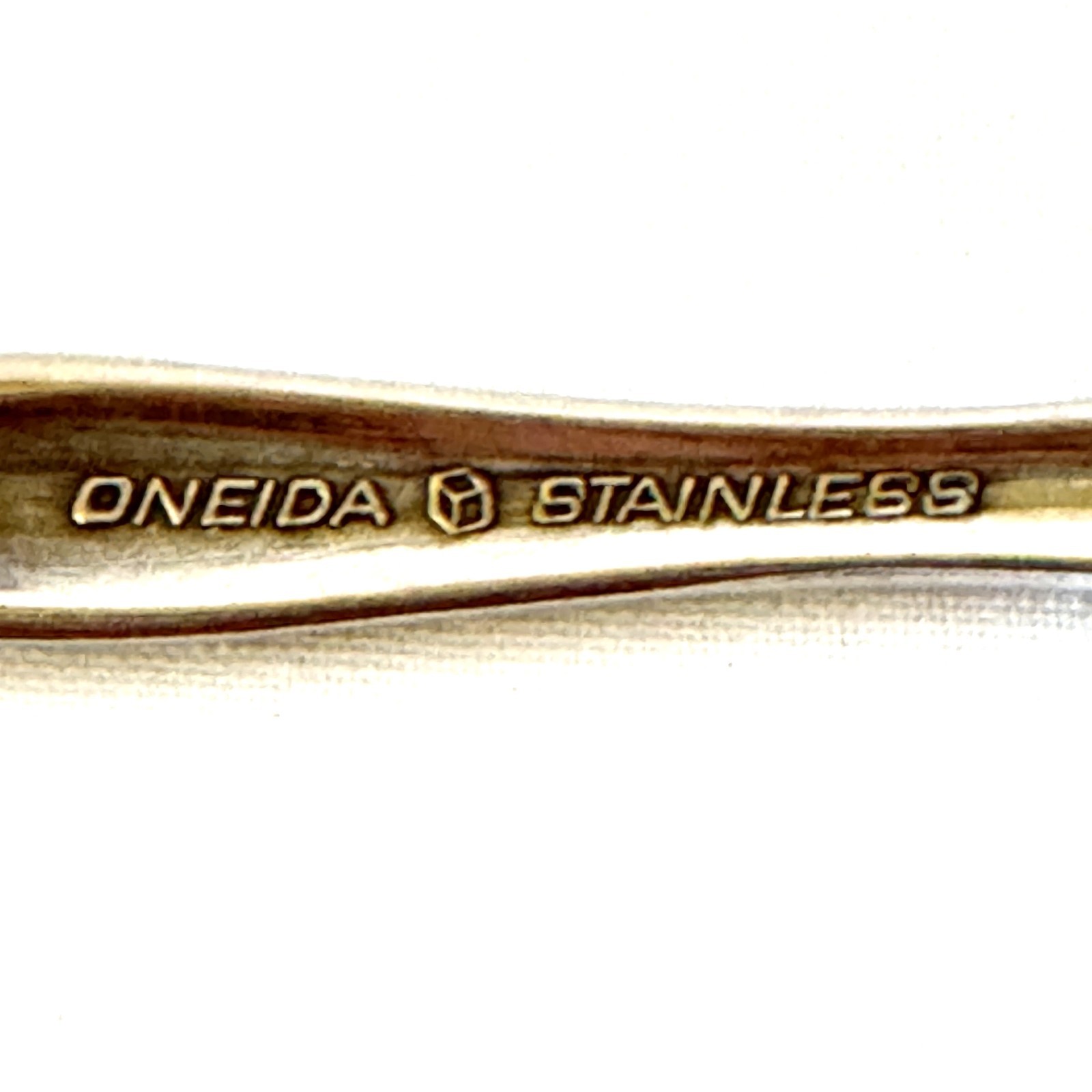 Lot of 38 Michaelangelo Heirloom by Oneida Stainless Flatware