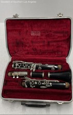 Bundy Clarinet with Case Woodwind Instrument