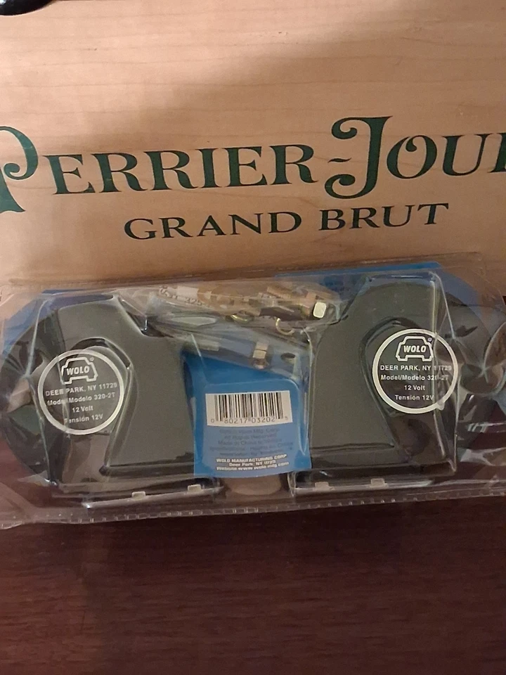 Wolo Maxi Sound Auto 320-2T UNIVERSAL Juego de bocinas de repuesto 12 voltios alto y bajo Foto 3 de 3