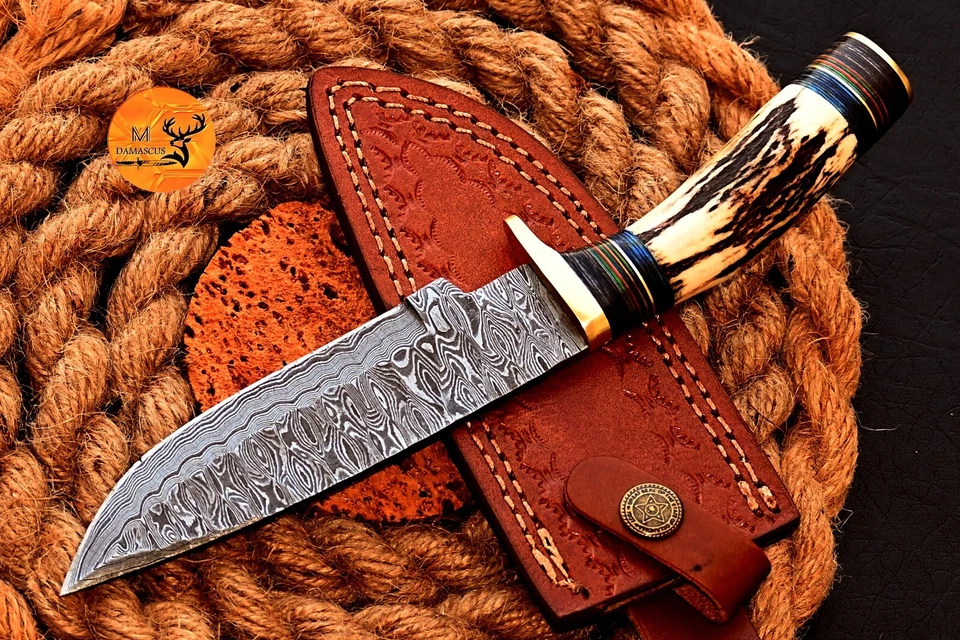 CUSTOM MADE HAND FORGED DAMASCUS 10" HUNTING/BOWIE KNIFE STAG/ANTLER HANDLE 2793 - Image 4 of 4