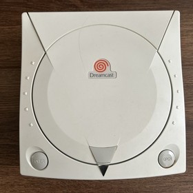 SEGA Dreamcast Launch Edition Home Console - White Box Console Controller Cables