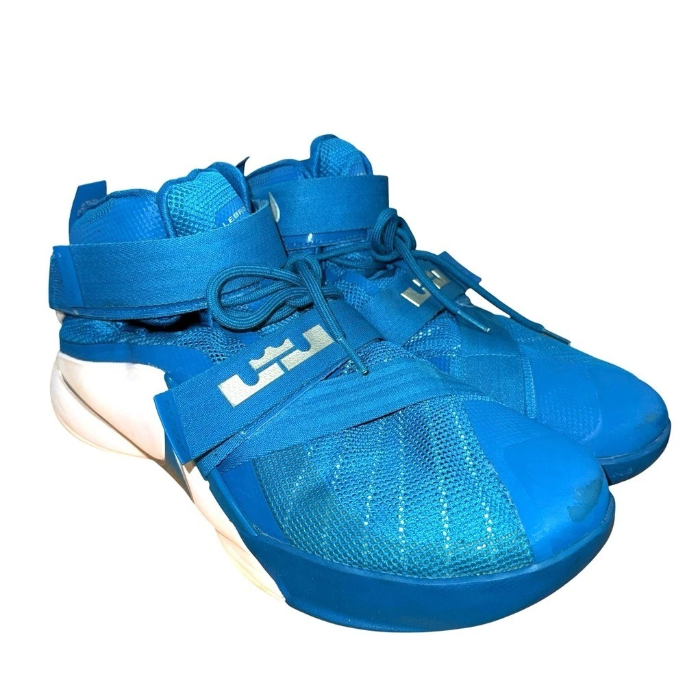 Nike LeBron Soldier 9 Men display picture 1
