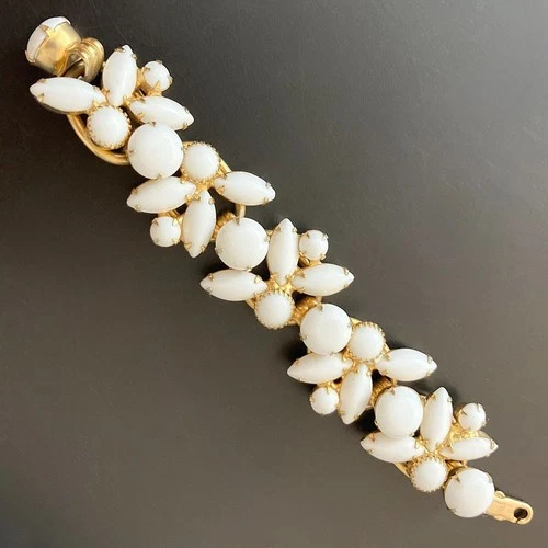 Vintage Women's Bracelet Ivory Stones Gold Hardware Costume Jewelry