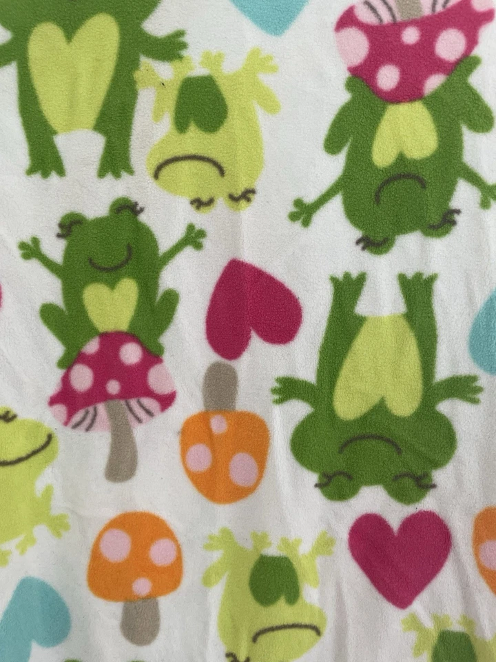 Carter's Kid Girls 1-Piece Cute Frogs Fleece Footie Long Sleeve PJs White Pink 6 - Image 4 of 4