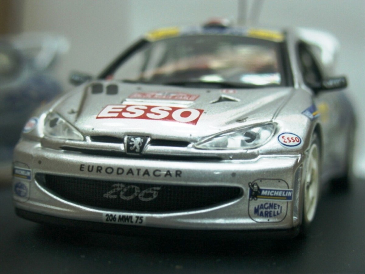Ixo 1/43 - Peugeot 206 WRC Champion de France des Rallyes 2005